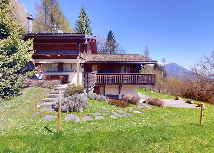 木屋 Warm With A Exterior In