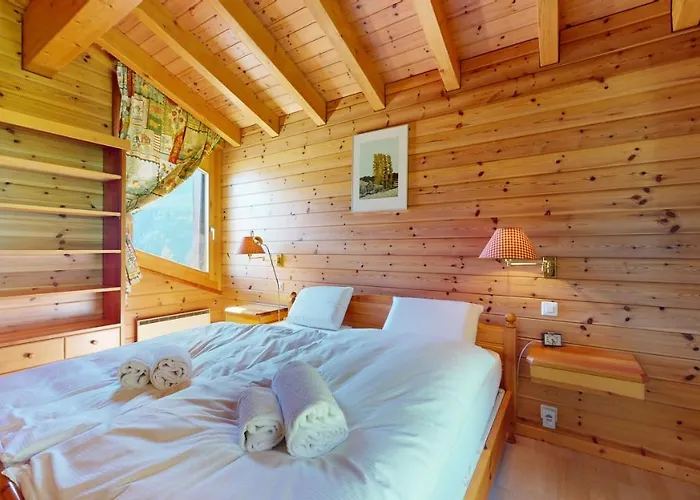 Warm With A Exterior In * 莱马雷科特