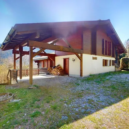 Warm With A Exterior In * Les Marécottes