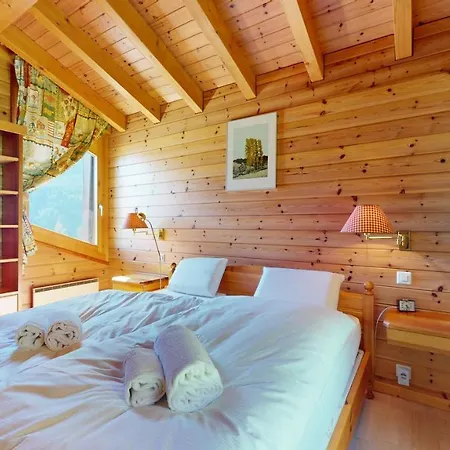 Warm With A Exterior In * Les Marécottes
